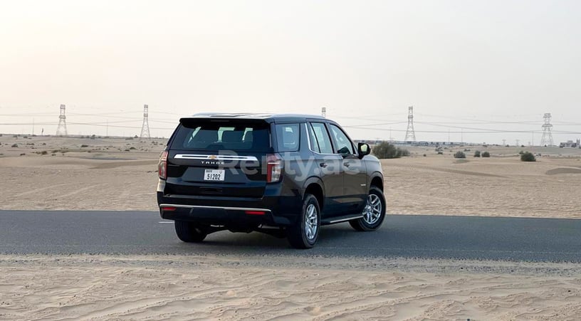 Chevrolet Tahoe (Черный), 2021 для аренды в Дубай