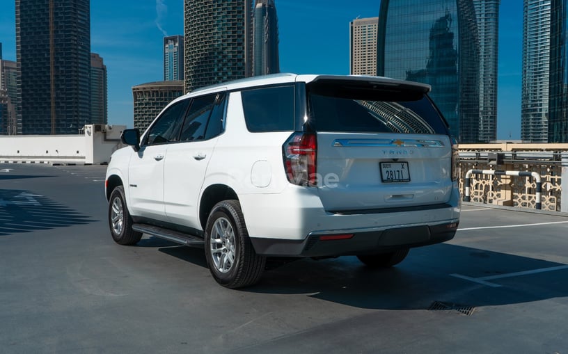 Chevrolet Tahoe (Wei&szlig;), 2021  zur Miete in Abu Dhabi
