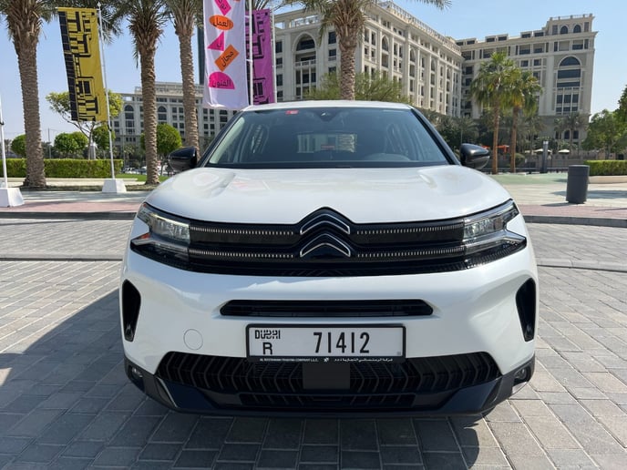 إيجار سيتروين C5 ايركروس (أبيض), 2023 في دبي