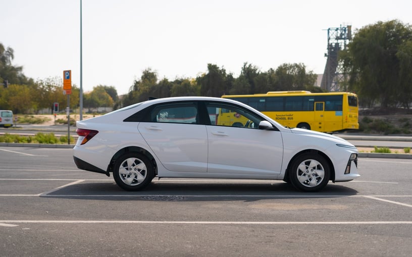 Hyundai Accent (Wit), 2024 - lease-aanbiedingen in Ras Al Khaimah