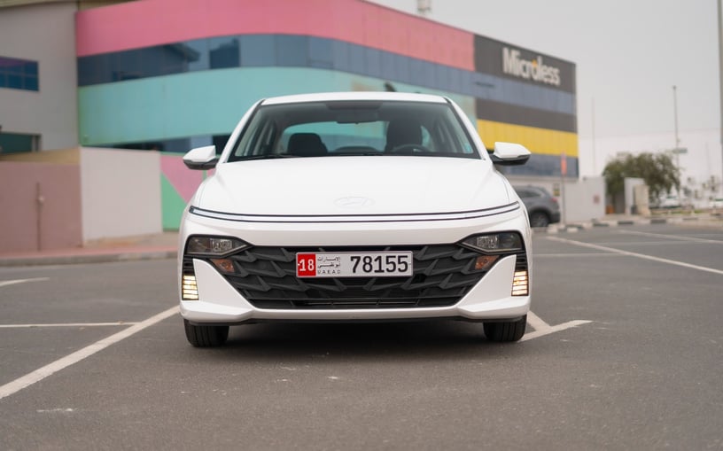 Hyundai Accent (Белый), 2024 для аренды в Шарджа