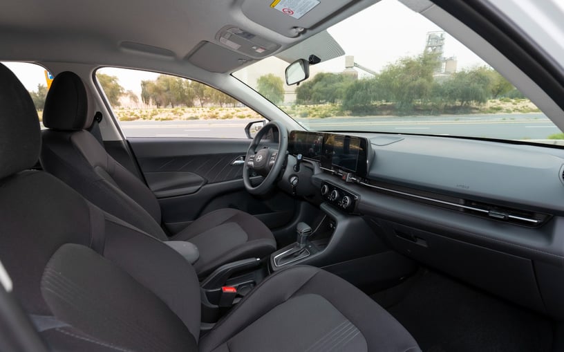 Hyundai Accent (Белый), 2024 для аренды в Шарджа