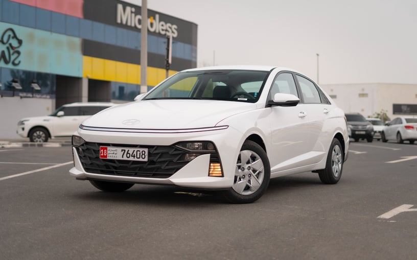 Hyundai Accent (Белый), 2024 для аренды в Шарджа