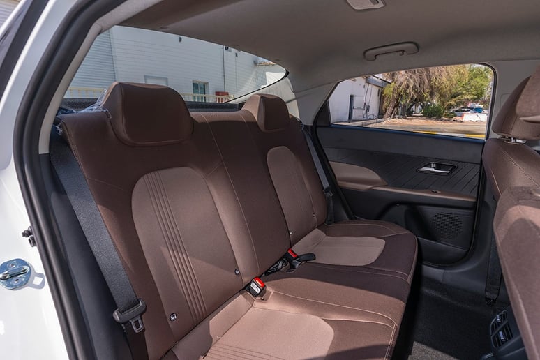 Hyundai Accent (Белый), 2024 для аренды в Шарджа