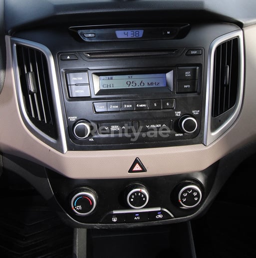 Hyundai Creta (Bianca), 2017 in affitto a Dubai
