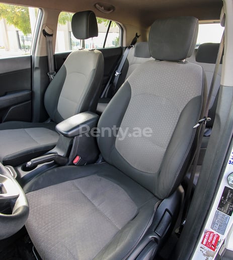 Hyundai Creta (Bianca), 2017 in affitto a Dubai