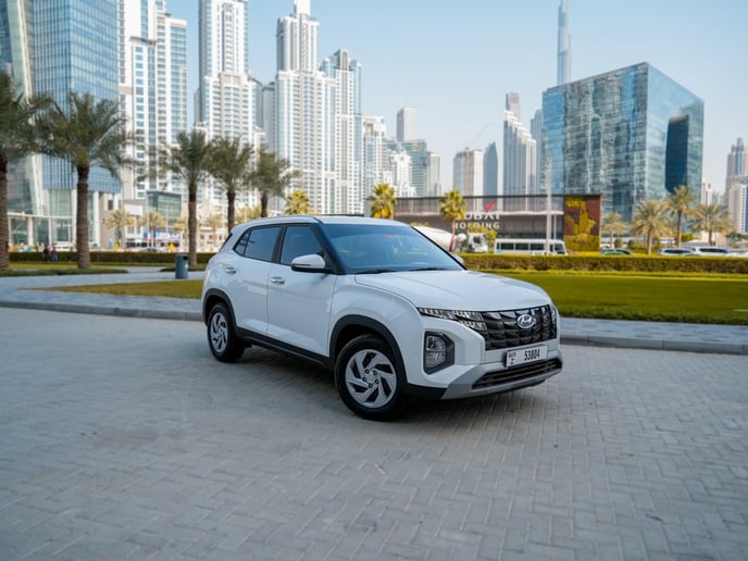 Hyundai Creta (Белый), 2023 для аренды в Шарджа