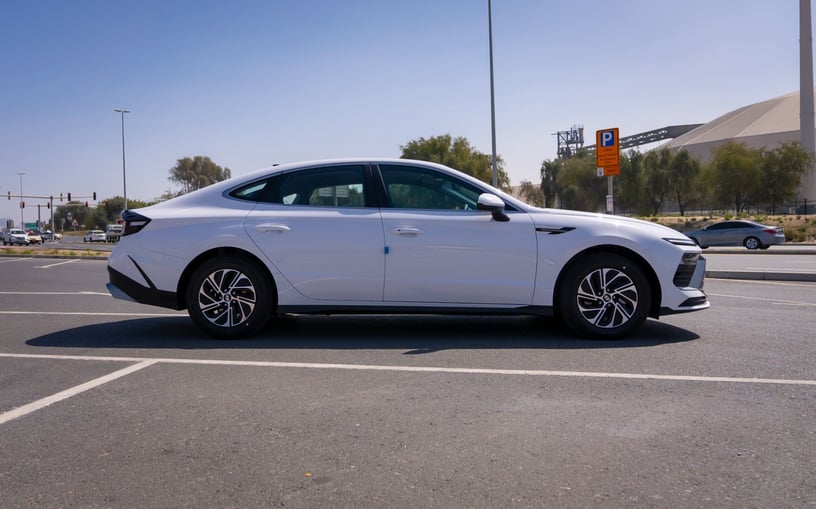 Hyundai Sonata (Bianca), 2024 - offerte di leasing in Ras Al Khaimah