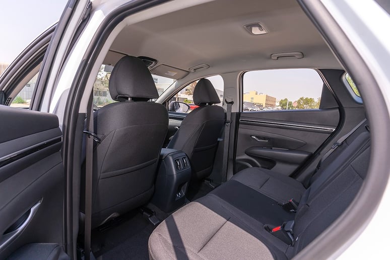Hyundai Tucson (Wei&szlig;), 2024  zur Miete in Ras Al Khaimah