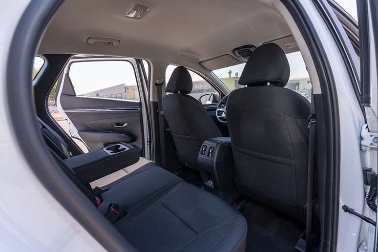 Hyundai Tucson (Wei&szlig;), 2024  zur Miete in Ras Al Khaimah