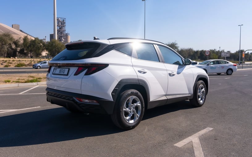 Hyundai Tucson (Wei&szlig;), 2024  zur Miete in Ras Al Khaimah