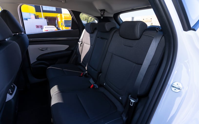 Hyundai Tucson (Wei&szlig;), 2024  zur Miete in Ras Al Khaimah