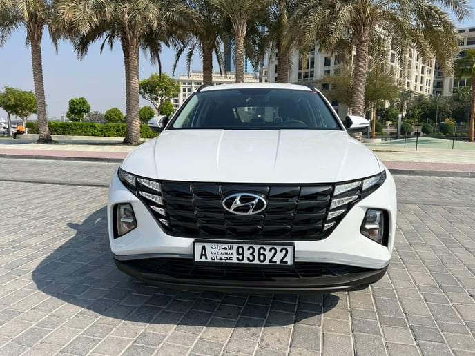 Şarika'de kiralık Hyundai Tucson (Beyaz), 2025