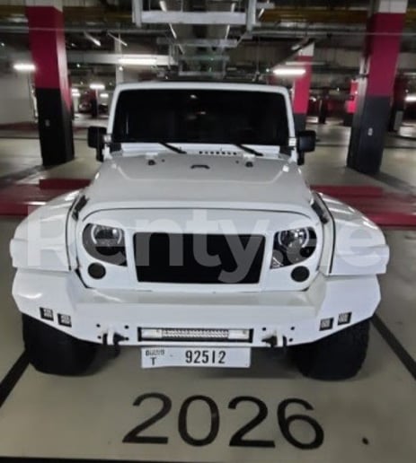 Dubai'de kiralık Jeep Wrangler (Beyaz), 2018