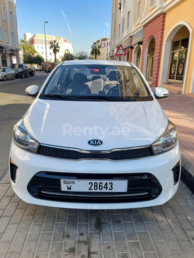 KIA Pegas (Wit), 2021 te huur in Dubai