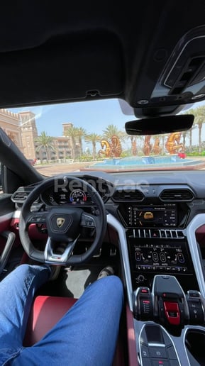 Lamborghini Urus Novitec (Blanco), 2020 para alquiler en Dub&aacute;i