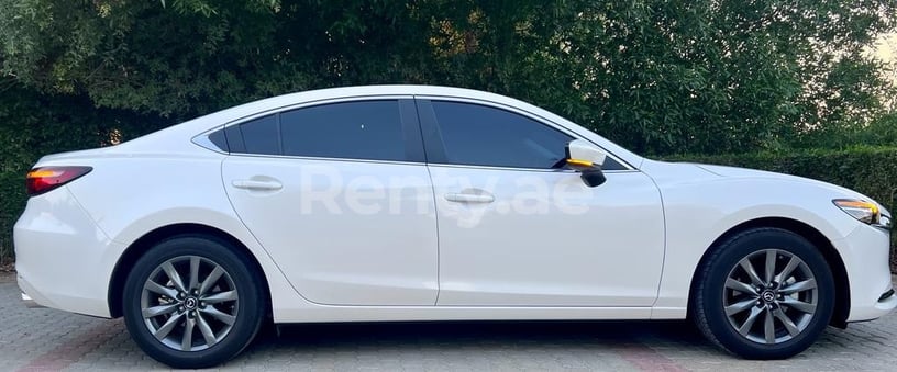 Dubai'de kiralık Mazda 6 (Beyaz), 2023