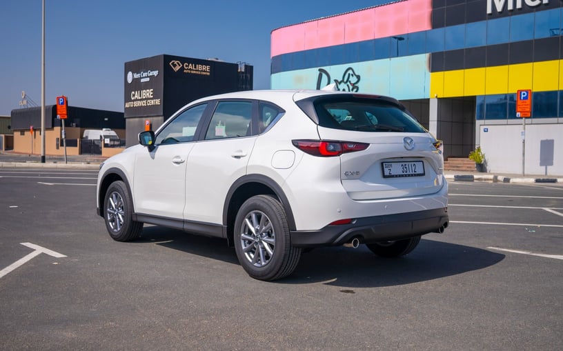 Mazda CX5 (Wit), 2024 te huur in Ras Al Khaimah