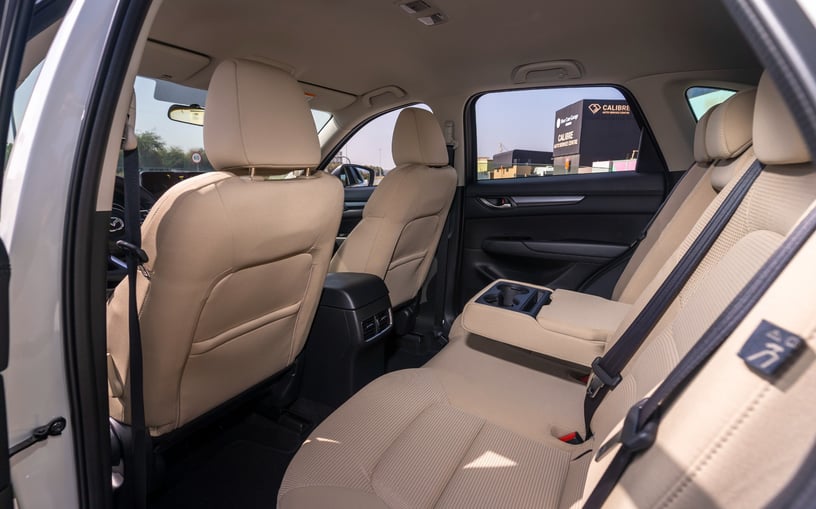 Mazda CX5 (Wit), 2024 te huur in Ras Al Khaimah