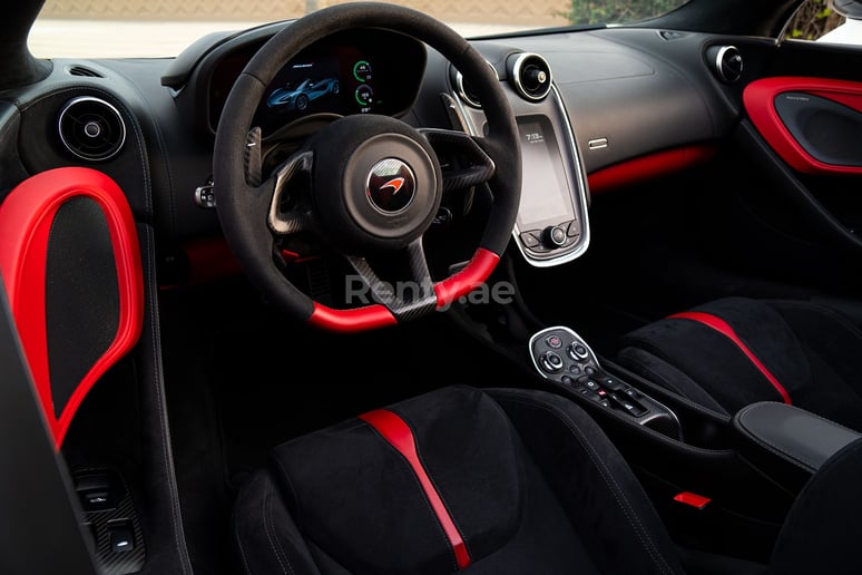 إيجار مكلارين 570S سبايدر (كابورليه) (أبيض), 2020 في دبي
