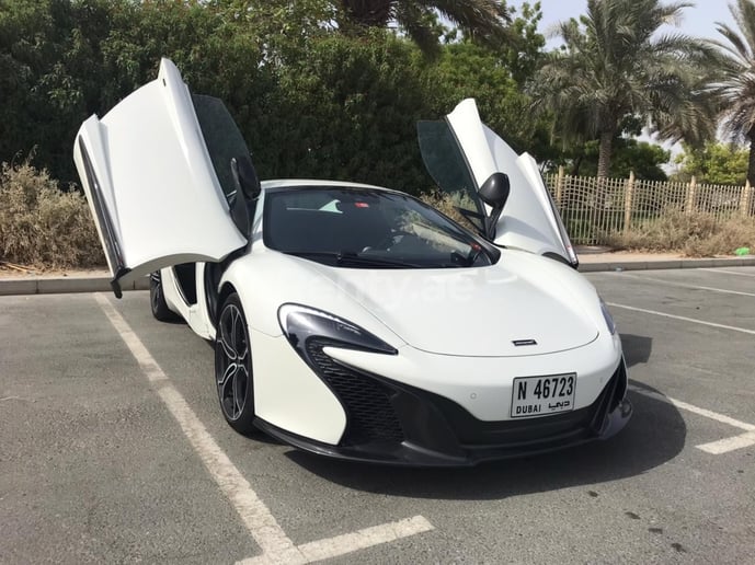 إيجار مكلارين 650S سبايدر (أبيض), 2015 في دبي
