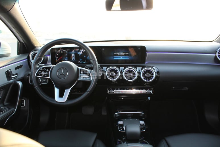 Mercedes A Class (Bianca), 2019 in affitto a Dubai