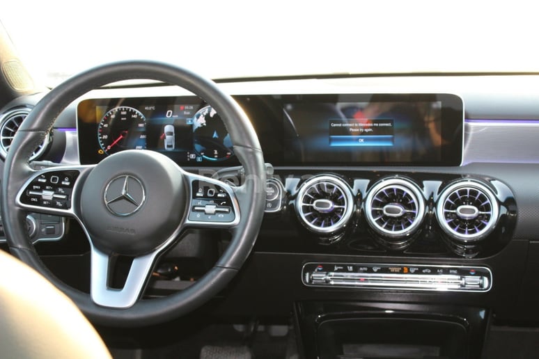 Mercedes A Class (Bianca), 2019 in affitto a Dubai