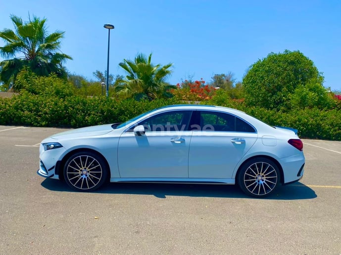 Mercedes A Class (Bianca), 2021 in affitto a Dubai