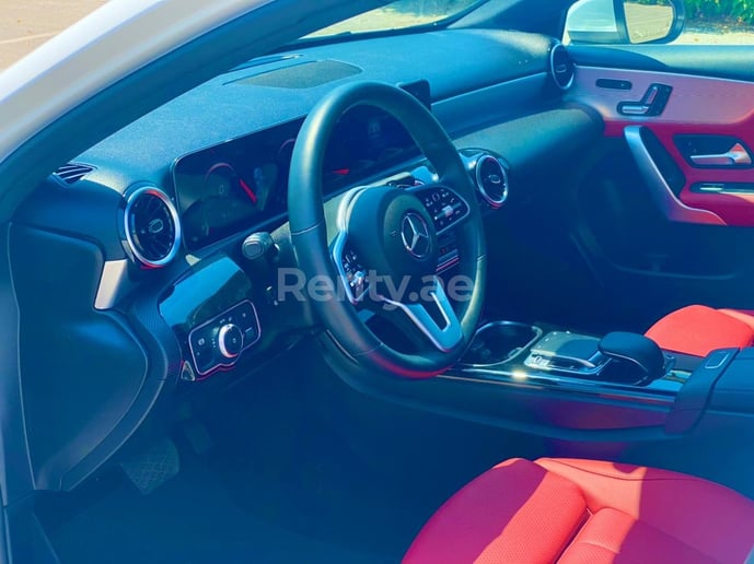 Mercedes A Class (Bianca), 2021 in affitto a Dubai