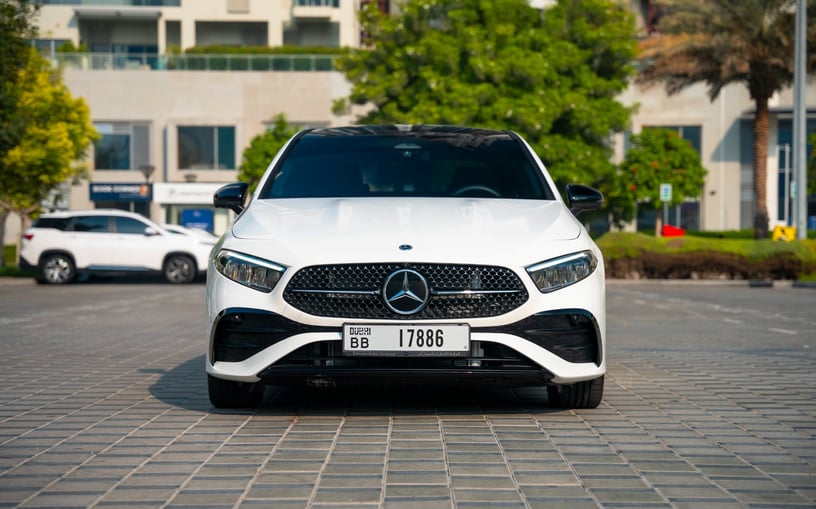 Mercedes A200 (Beyaz), 2025 - Res&uuml;'l-Hayme'deki leasing teklifleri
