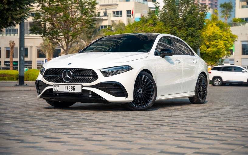 Mercedes A200 (Beyaz), 2025 - Res&uuml;'l-Hayme'deki leasing teklifleri