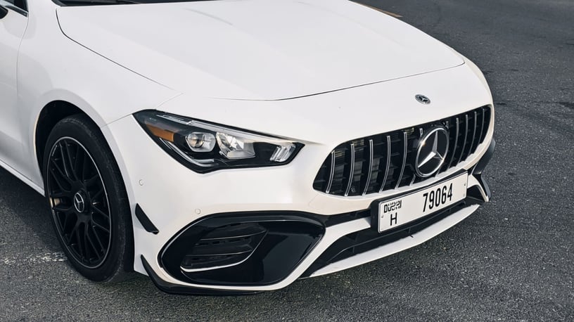 在沙迦 租 梅赛德斯CLA (白色), 2021