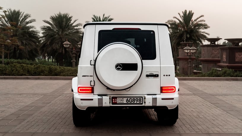 إيجار مرسيدس G63 AMG (أبيض), 2019 في أبو ظبي