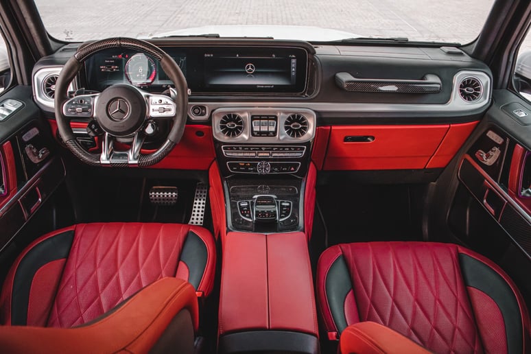 إيجار مرسيدس G63 AMG (أبيض), 2019 في أبو ظبي
