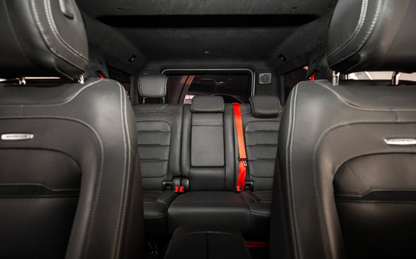 Mercedes G63 AMG (Wit), 2025 te huur in Abu Dhabi