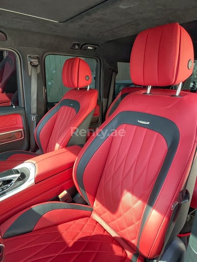 Mercedes Classe G (Blanc), 2020 &agrave; louer &agrave; Duba&iuml;