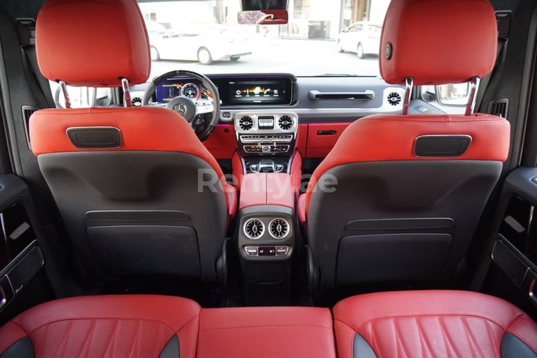 Mercedes G classe (Blanc), 2021 &agrave; louer &agrave; Duba&iuml;