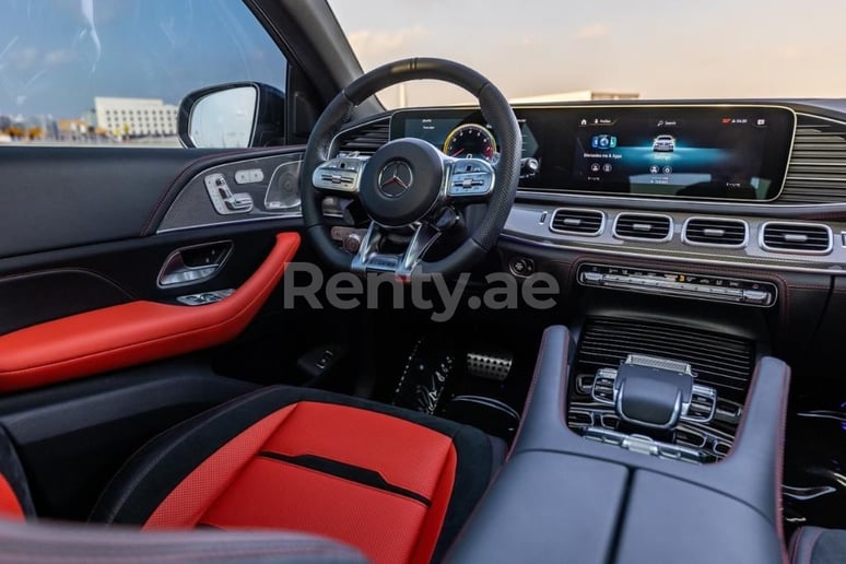 MERCEDES GLE 53 COUPE (Bianca), 2023 in affitto a Dubai