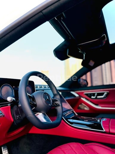 إيجار مرسيدس S500 New Shape (أبيض), 2021 في الشارقة