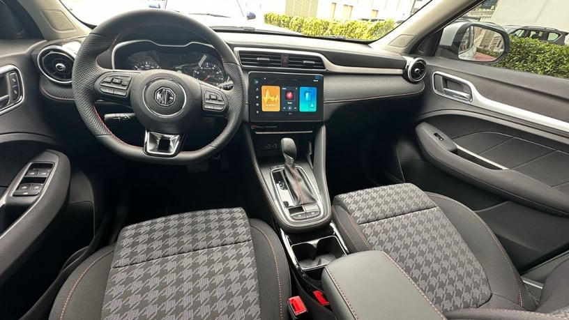 MG ZS (White), 2024 for rent in Dubai