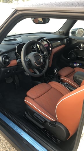 إيجار ميني كوبر S 2 doors (أبيض), 2023 في أبو ظبي