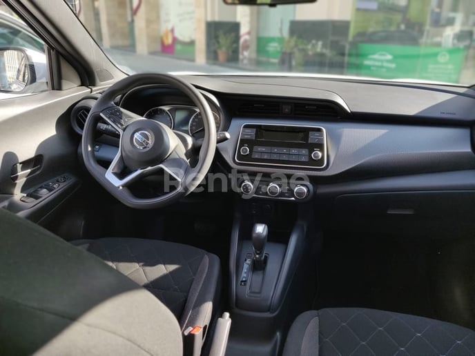 Nissan Kicks (Wit), 2020 te huur in Dubai
