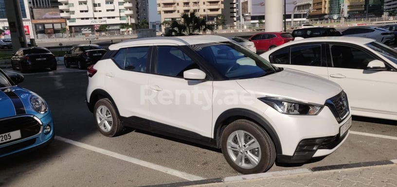 Nissan Kicks (Wit), 2020 te huur in Dubai