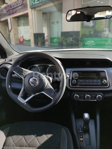 Nissan Kicks (Wit), 2020 te huur in Dubai
