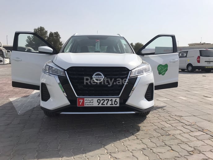إيجار نيسان ركلات (أبيض), 2021 في دبي