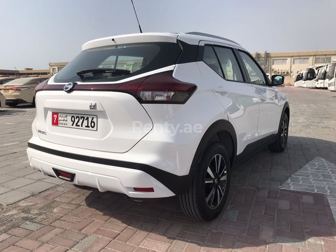 إيجار نيسان ركلات (أبيض), 2021 في دبي