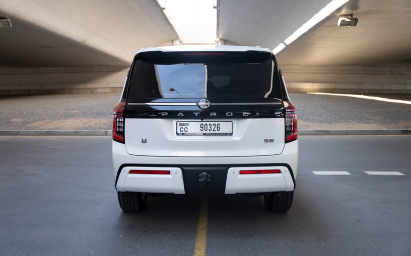 Nissan Patrol SE (أبيض), 2025 - عروض التأجير في الشارقة