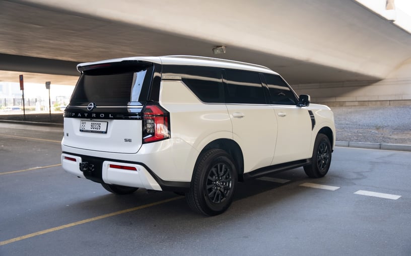 Nissan Patrol SE (أبيض), 2025 - عروض التأجير في الشارقة
