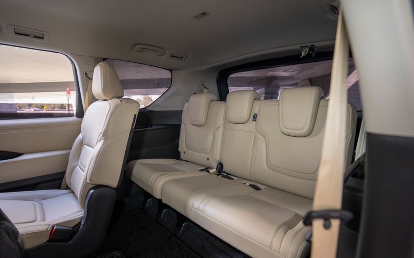 Nissan Patrol SE (أبيض), 2025 - عروض التأجير في الشارقة