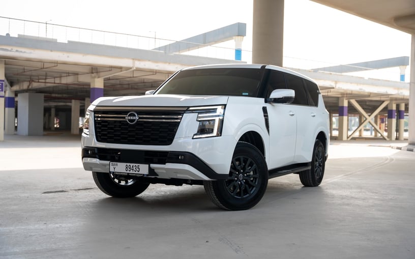 Nissan Patrol Platinum V6 (Bianca), 2026 in affitto a Abu Dhabi